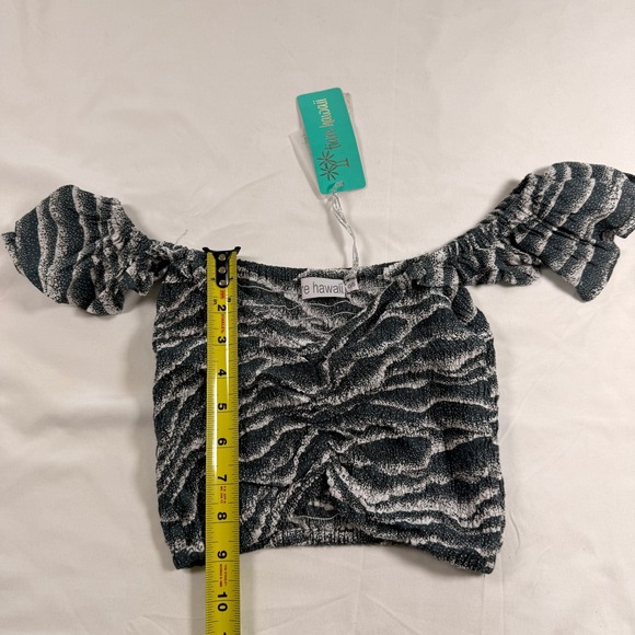 Tiare Hawaii Zebra Print Smocked Off Shoulder Crop Top Black White O/S NWT - Picture 3 of 4